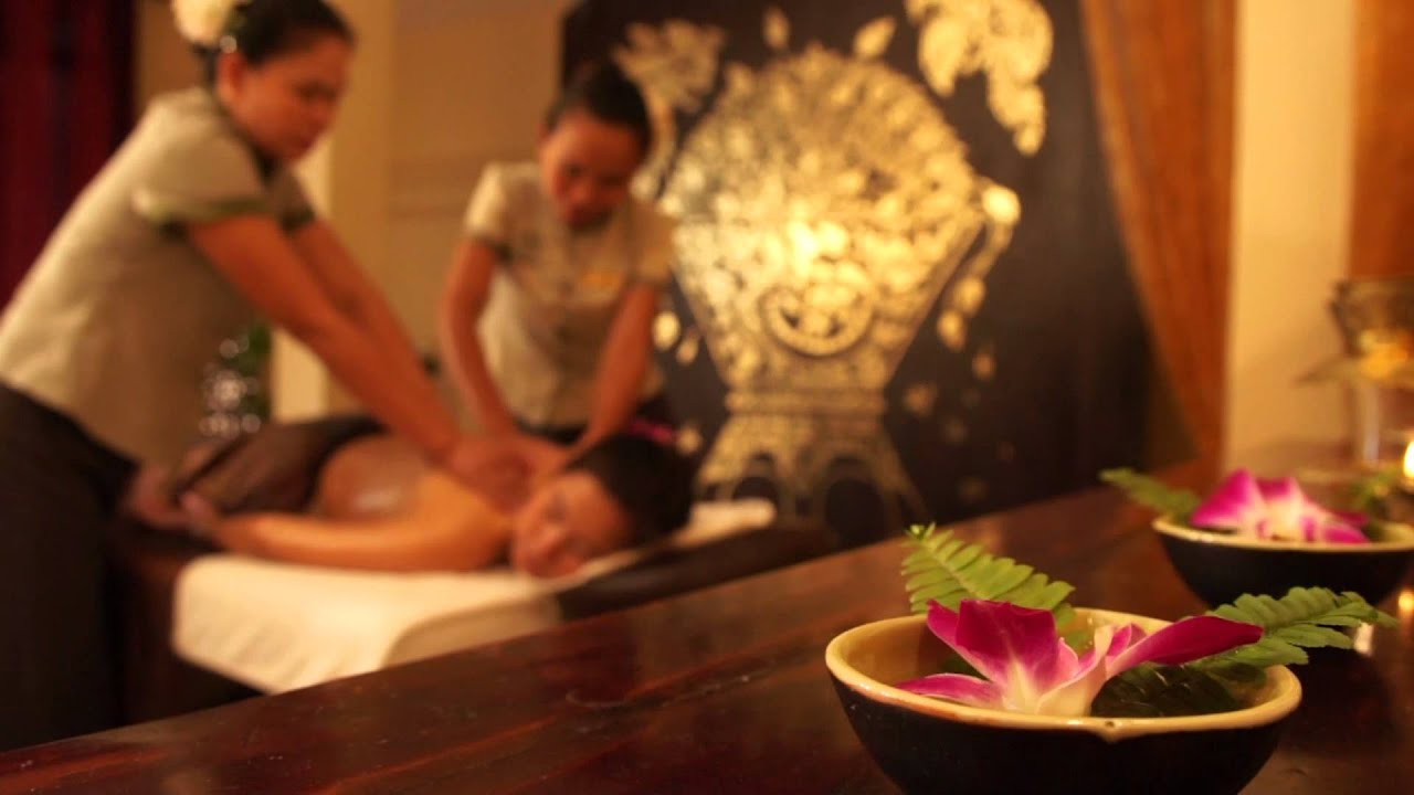 4 hands massage bangkok